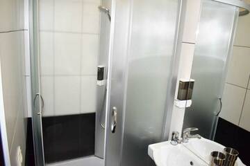 Фото номера Номер студия комфорт Гостиница АРТ-Отель г. Череповец 5