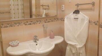 Фото номера Двухместный номер  Гостиница Grad Hotel г. Череповец 8